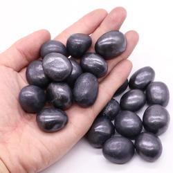 Gravier de shungite et pierres roulées : soins Reiki, décoration et cadeaux