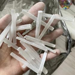 Bastoncini di cristallo di selenite: grezzi e curativi per Reiki, chakra e decorazioni