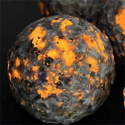 Sphère lunaire en Yooperlite : Cristal de guérison Reiki, cadeau de décoration spirituelle