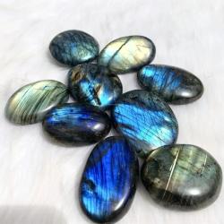 Labradorit- und Mondstein-Kristallset: Reiki-Heilung, Dekoration