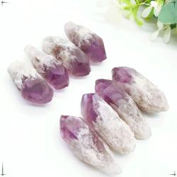 Pointes de cristal d'améthyste : Reiki, Feng Shui et décoration