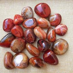 Pierre de paume en agate sardonyx : cristal roulé poli pour le Reiki et la décoration