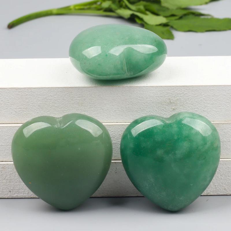 Ornamento in cristallo di giada naturale a forma di cuore e avventurina - Guarigione Reiki