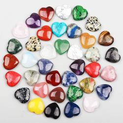 Pierres de cœur en quartz rose : 20 cristaux Reiki pour la méditation et l’amour