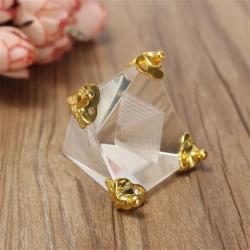Pyramide de cristal égyptienne : Guérison énergétique et décoration Feng Shui