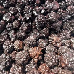 Pierres de guérison cristallines naturelles : Carbonado brut pour la méditation et l’énergie