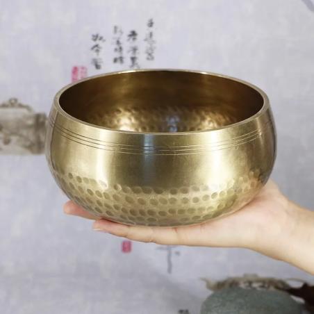 Handgefertigte tibetische Klangschalen für Meditation und Musiktherapie