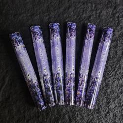 Natürliche Räucherstäbchen für Meditation und Entspannung