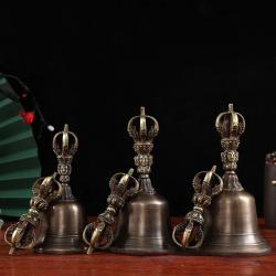 Ensemble de bols chantants tibétains : cloche Vajra en laiton pour la méditation et la guérison