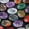 Pietra curativa al quarzo per le preoccupazioni: bilanciamento dei chakra e sollievo dallo stress