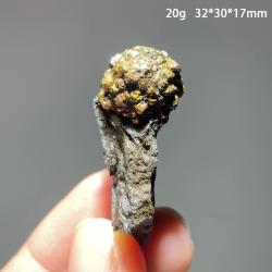 Pyrite du Guangxi : Spécimens de cristaux décoratifs et pour la guérison Reiki