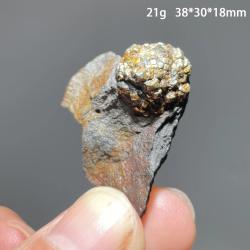 Pyrite du Guangxi : Spécimens de cristaux décoratifs et pour la guérison Reiki