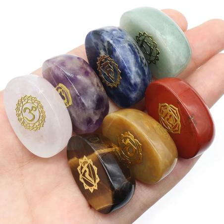 Kit de guérison Reiki : 7 pendules et pierres pour les chakras