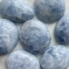 Polierter Celestit-Handschmeichler für Meditation und Energie