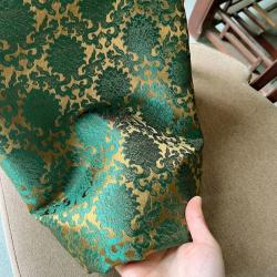 Tissus de brocart chinois élégants : Cheongsam, costumes et artisanat