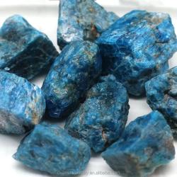 Cristaux d'apatite bleue brute : Décoration Reiki et Feng Shui