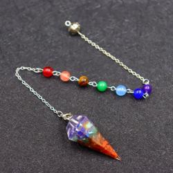 Collier pendentif en résine 7 chakras : Reiki, yoga et décoration