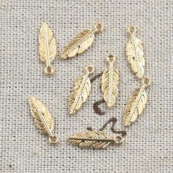 Breloques en argent antique en forme de plume et de feuille (lot de 50) pour la création de bijoux.
