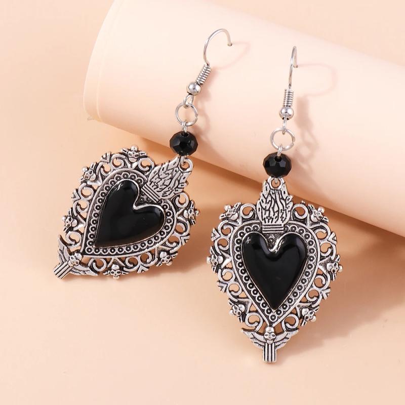 Boucles d'oreilles pendantes cœur et croix gothiques | Bijoux Steampunk pour femmes