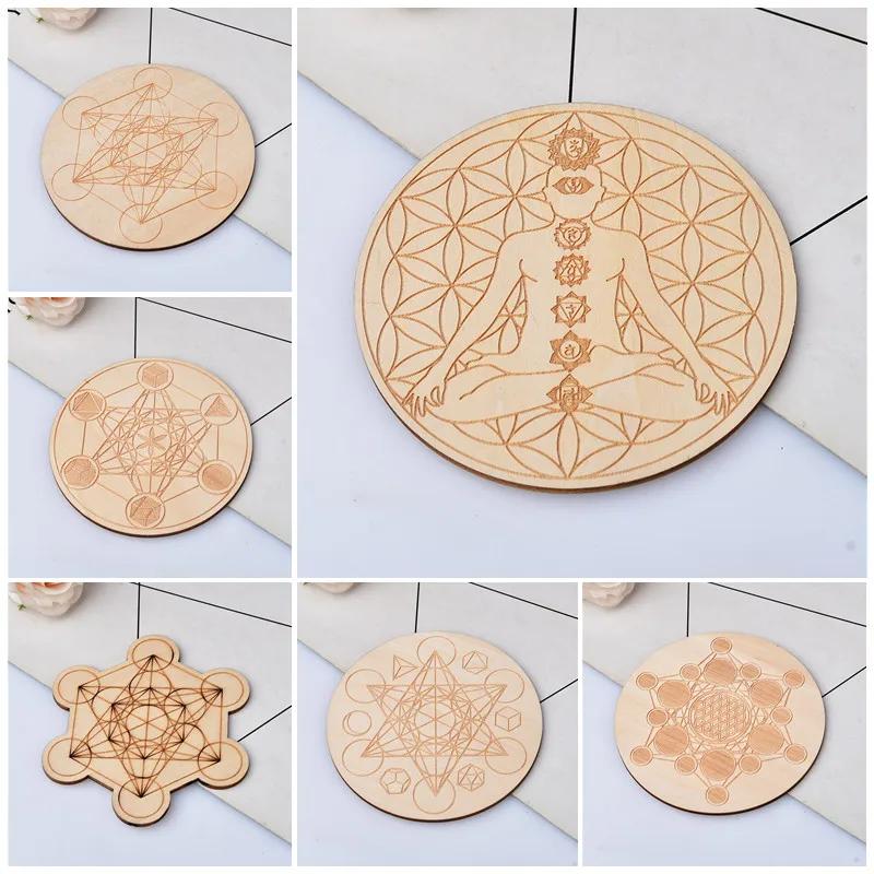Ensemble de sept pierres de guérison des chakras - Plaque et cube en bois Reiki pour l'équilibre