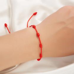 Bracelets en fil rouge - 7 nœuds porte-bonheur pour l'amour et la protection