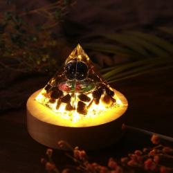 Pyramide d'orgonite - Générateur d'énergie et de guérison par les cristaux naturels