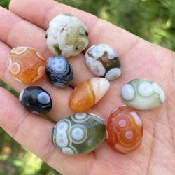 Geode di sardonice verde: cristallo curativo e decorativo per i chakra