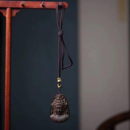 Guanyin Amulet Pendant: Buddhist Lucky Jewelry for Meditation