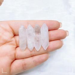 Baguettes de quartz à double pointe pour la guérison et la méditation