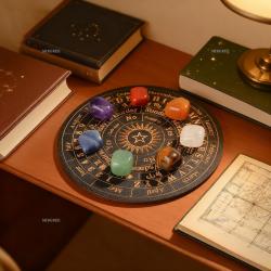 Ensemble de cristaux des 7 chakras et planche divinatoire - Guérison spirituelle et méditation...