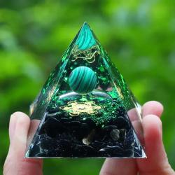 Pyramides d'orgone en améthyste : Soins Reiki et équilibrage des chakras