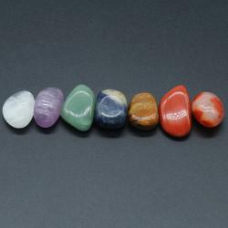 Ensemble de pierres de chakra en cristal pour la guérison et la méditation