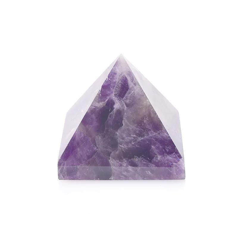 Pyramide de cristal d'améthyste : Soins Reiki et harmonisation des chakras