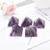 Pyramide de cristal d'améthyste : Soins Reiki et harmonisation des chakras