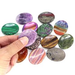Oval Şekilli Endişe Giderici Taşlar - Meditasyon ve Reiki için 7 Çakra Şifa Kristali