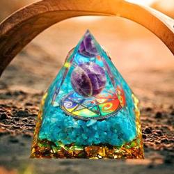 Piramide di Orgone: generatore di energia cristallina fatto a mano per la casa e il Reiki