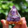 Pyramide d'orgonite en cristal naturel pour le Reiki et les soins énergétiques