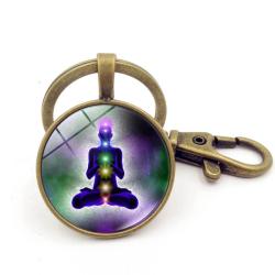 Kristall-Schlüsselanhänger mit sieben Chakras – Yoga & Heilung