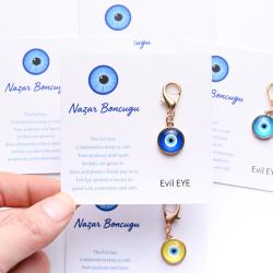 Türkischer Schlüsselanhänger mit blauem Nazar-Auge – Niedlicher Anhänger & personalisiertes Geschenk