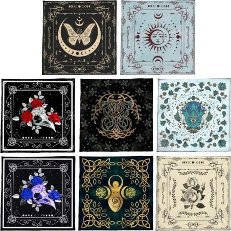 Tarot Okumaları ve Kehanet İçin Gizemli Masa Örtüsü