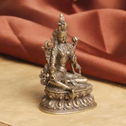 Antike Buddha-Statue aus Messing: Sammlerstück für Zuhause und Büro