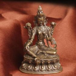 Antike Buddha-Statue aus Messing: Sammlerstück für Zuhause und Büro