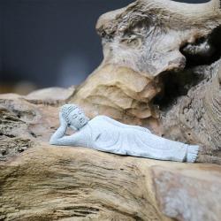 Handgefertigte Buddha-Statue aus Sandstein – Meditationsdekoration