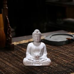 Zen für Zuhause: Exquisite Buddha-Statue als Schreibtischdekoration