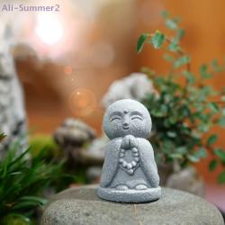 Miniatur-Buddha-Statuen für die Dekoration von Haus und Garten