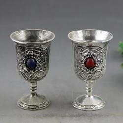 Gotischer Zauberkelch: Wicca-Altar & Wahrsagebecher