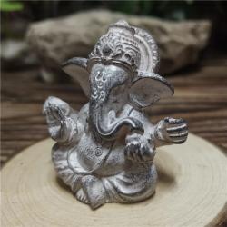 Lord Ganesha Heykeli: El Yapımı Hindu Tanrısı Dekorasyonu ve Hediyesi