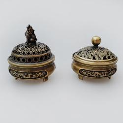 Räuchergefäß aus Messing mit Lotus-Motiv – Handgefertigte buddhistische Dekoration
